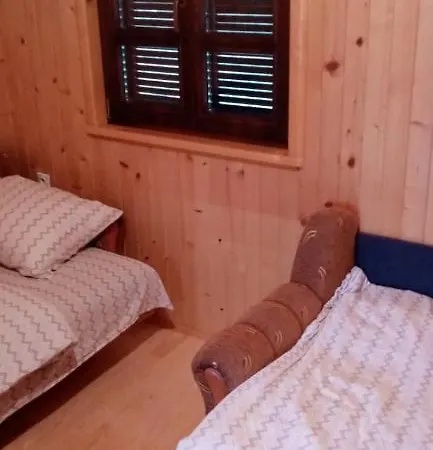 Smjestaj Na Selu Milicic Apartment Sipovo Exterior photo